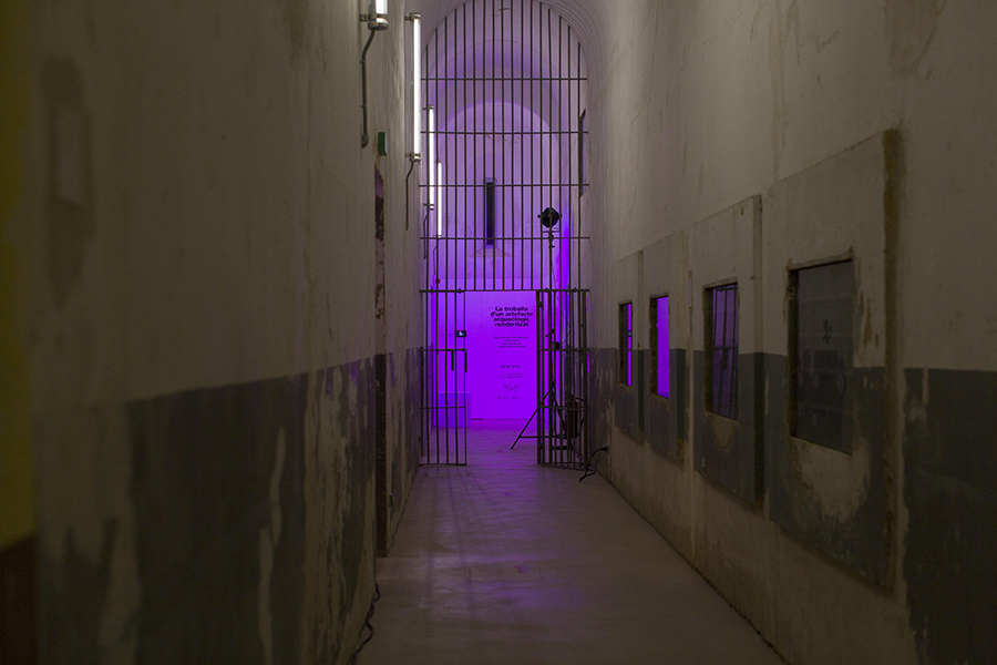 La troballa d'un artefacte arqueològic renderitzat